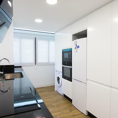 Homeforguest Stylish And Modern Apartment Overlooking Las Canteras Лас Палмас де Гран Канария Екстериор снимка