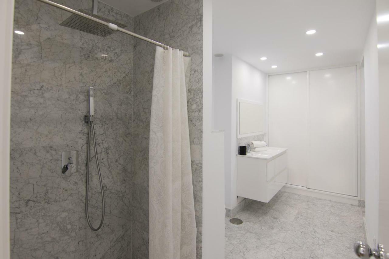 Homeforguest Stylish And Modern Apartment Overlooking Las Canteras Лас Палмас де Гран Канария Екстериор снимка