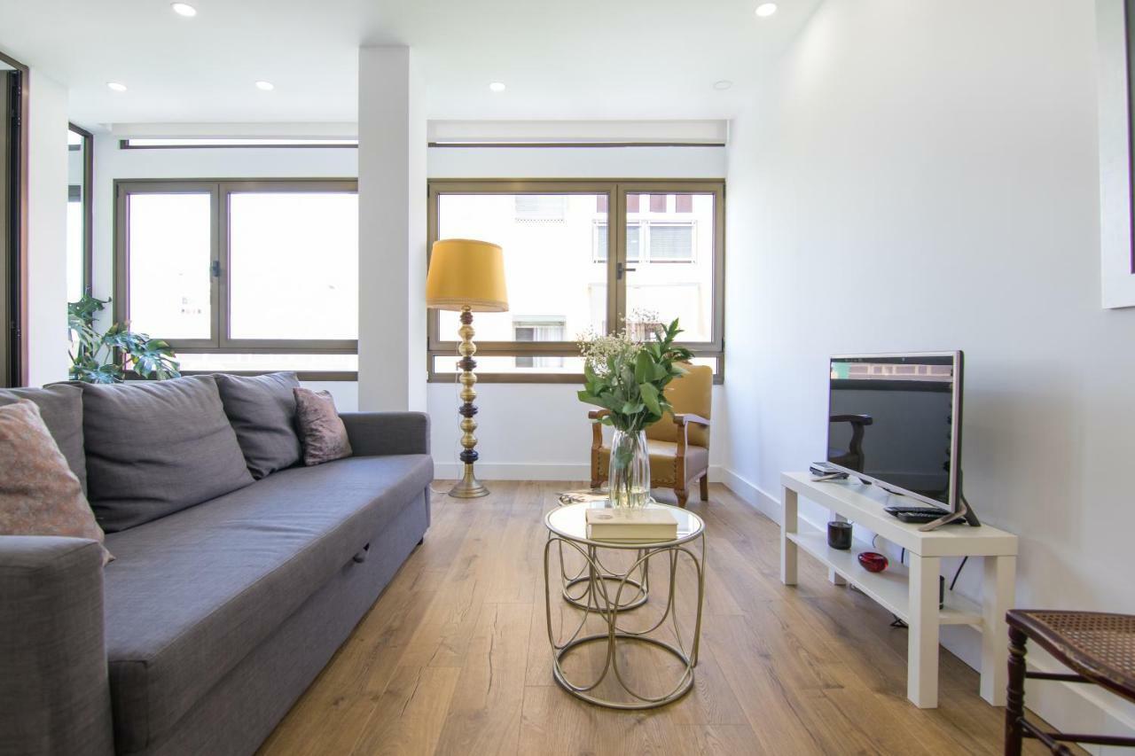 Homeforguest Stylish And Modern Apartment Overlooking Las Canteras Лас Палмас де Гран Канария Екстериор снимка