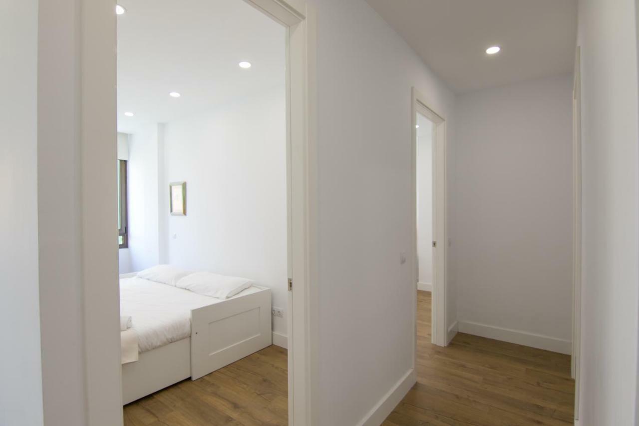 Homeforguest Stylish And Modern Apartment Overlooking Las Canteras Лас Палмас де Гран Канария Екстериор снимка