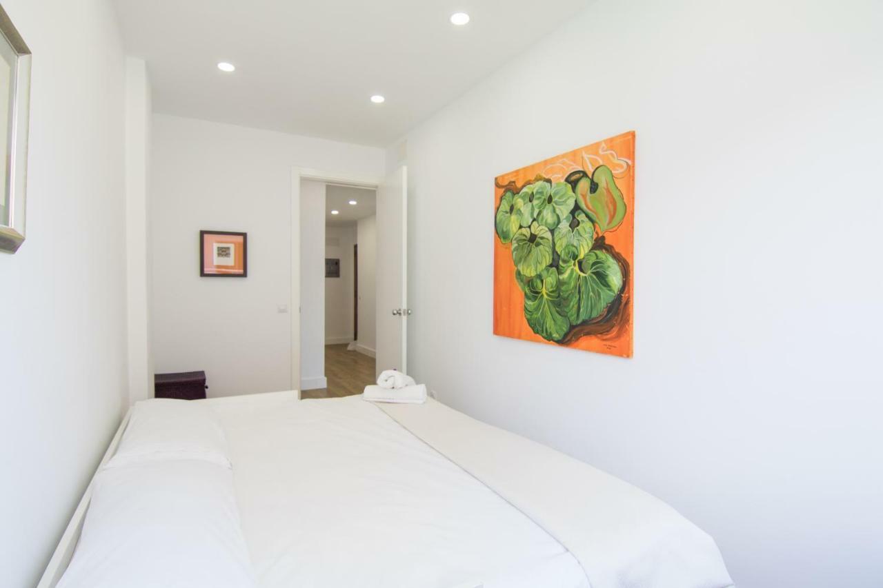 Homeforguest Stylish And Modern Apartment Overlooking Las Canteras Лас Палмас де Гран Канария Екстериор снимка