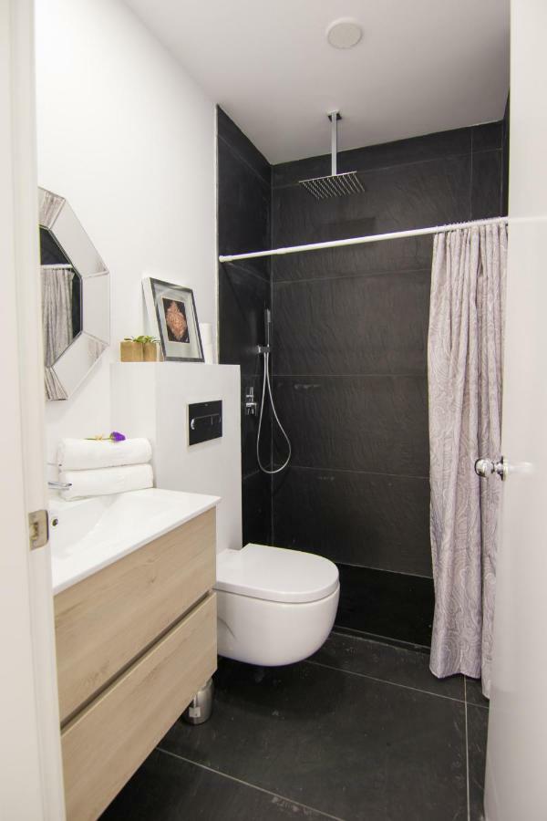 Homeforguest Stylish And Modern Apartment Overlooking Las Canteras Лас Палмас де Гран Канария Екстериор снимка