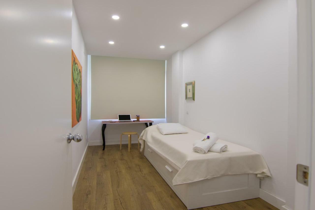 Homeforguest Stylish And Modern Apartment Overlooking Las Canteras Лас Палмас де Гран Канария Екстериор снимка