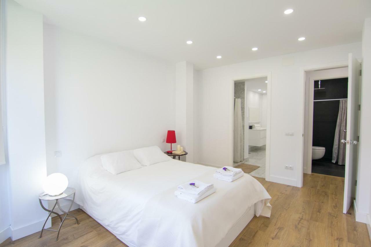 Homeforguest Stylish And Modern Apartment Overlooking Las Canteras Лас Палмас де Гран Канария Екстериор снимка
