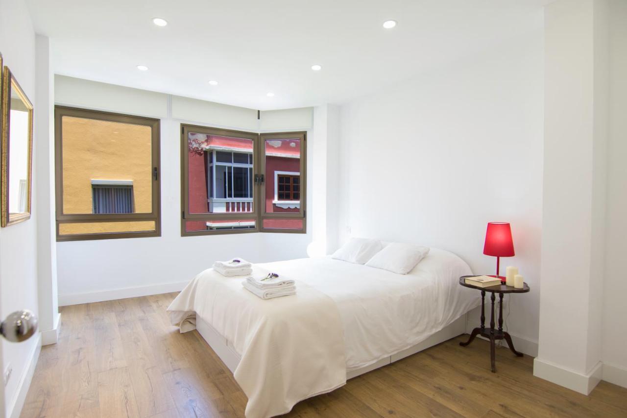 Homeforguest Stylish And Modern Apartment Overlooking Las Canteras Лас Палмас де Гран Канария Екстериор снимка